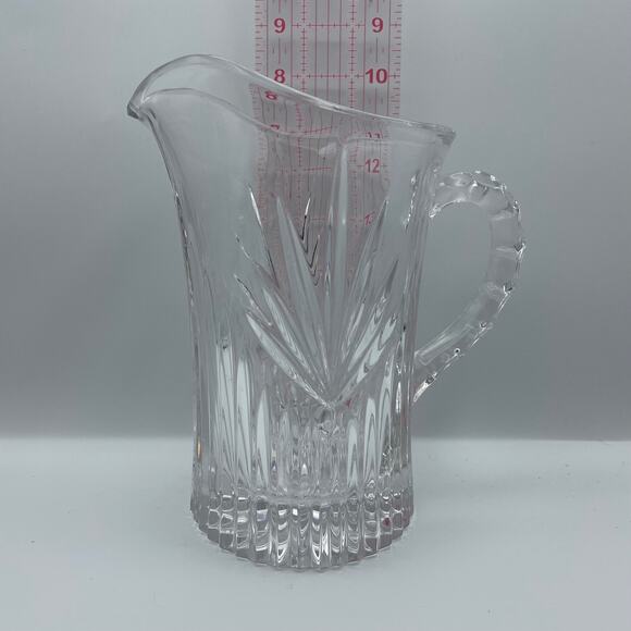 Gorham Crystal King Arthur Discontinued Pattern 7 1/2 Inch Water Pitcher - Picture 5 of 12